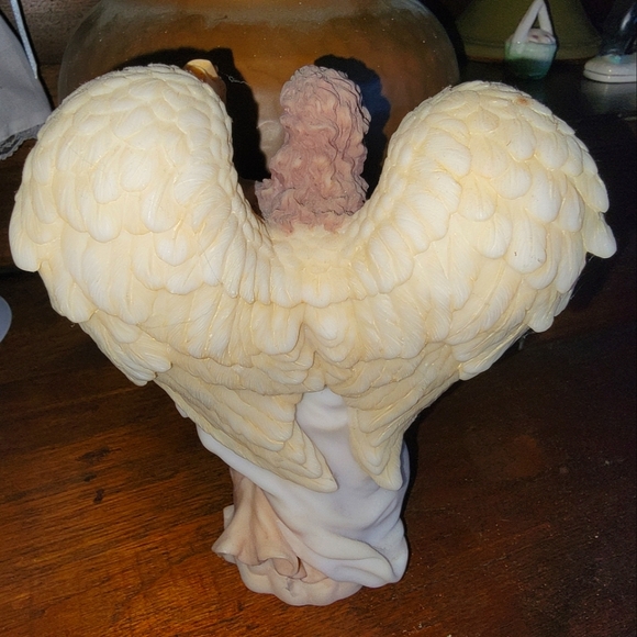 Angel Gabriel Seraphim Classics Figure by Roman, Inc - Picture 4 of 5